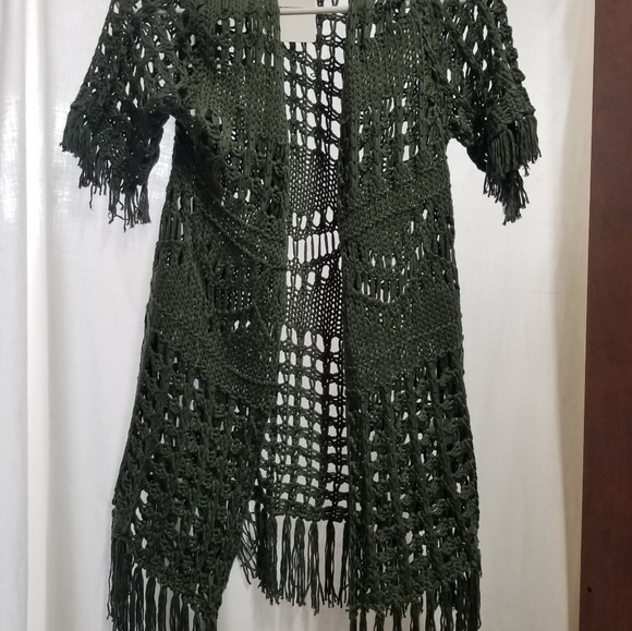 BLACK or green CROCHET CARDIGAN vest - Picture 7 of 7